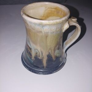 Hamdmade pottery mug